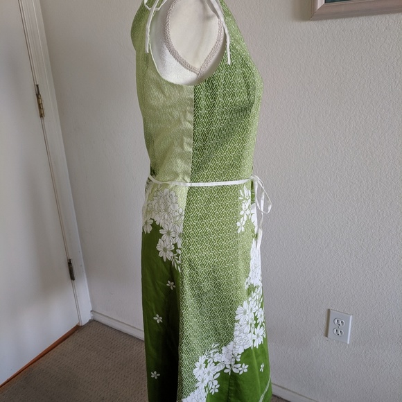 Ann Taylor Floral Sleeveless Dress - Picture 2 of 5